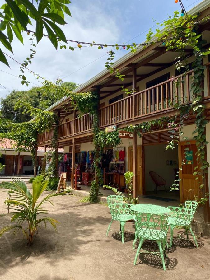 El Hostel Del Patio 토르투게로 외부 사진